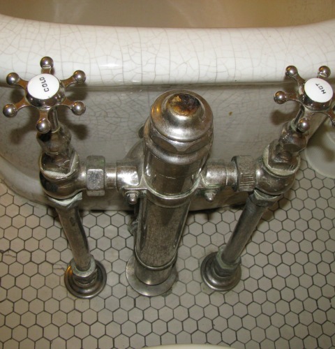 Antique Faucet Repair, Old Bathtub Faucet